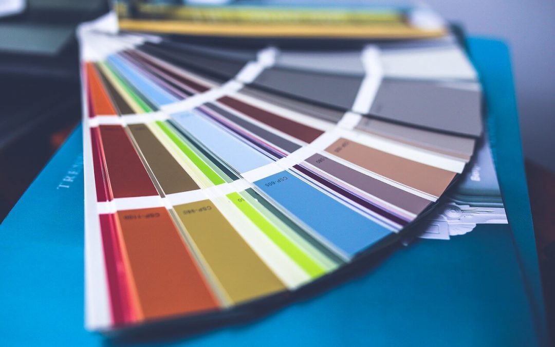 Como escolher a tinta para pintar as paredes?