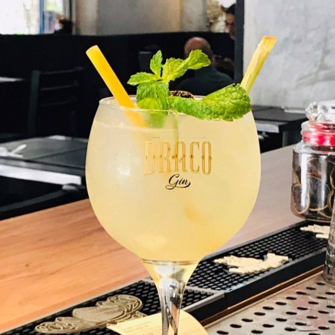 Gin Tonica Old Bar e Gastronomia