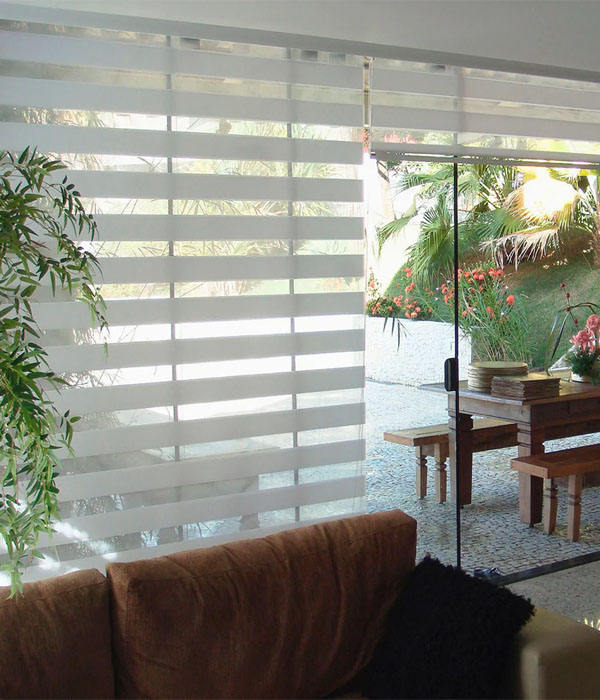 Cortina Double Vision — controle de luz e privacidade